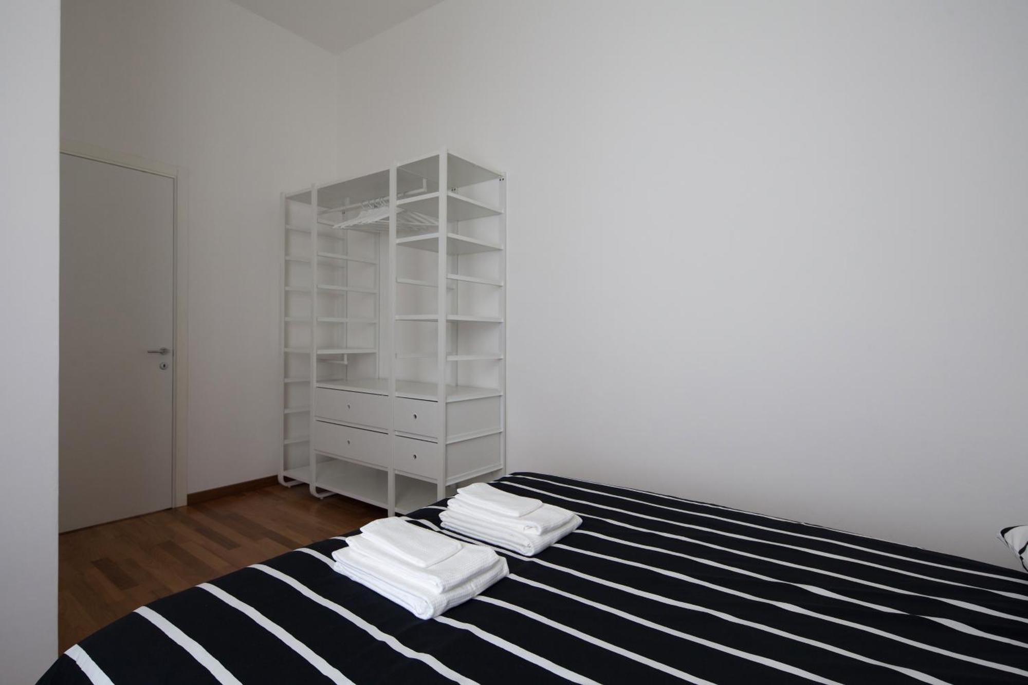 Cv5 - La Spezia City Center - Wide Modern Apartment Walking Distance To The Station To Cinque Terre - Big Terrace On The Roofs Экстерьер фото