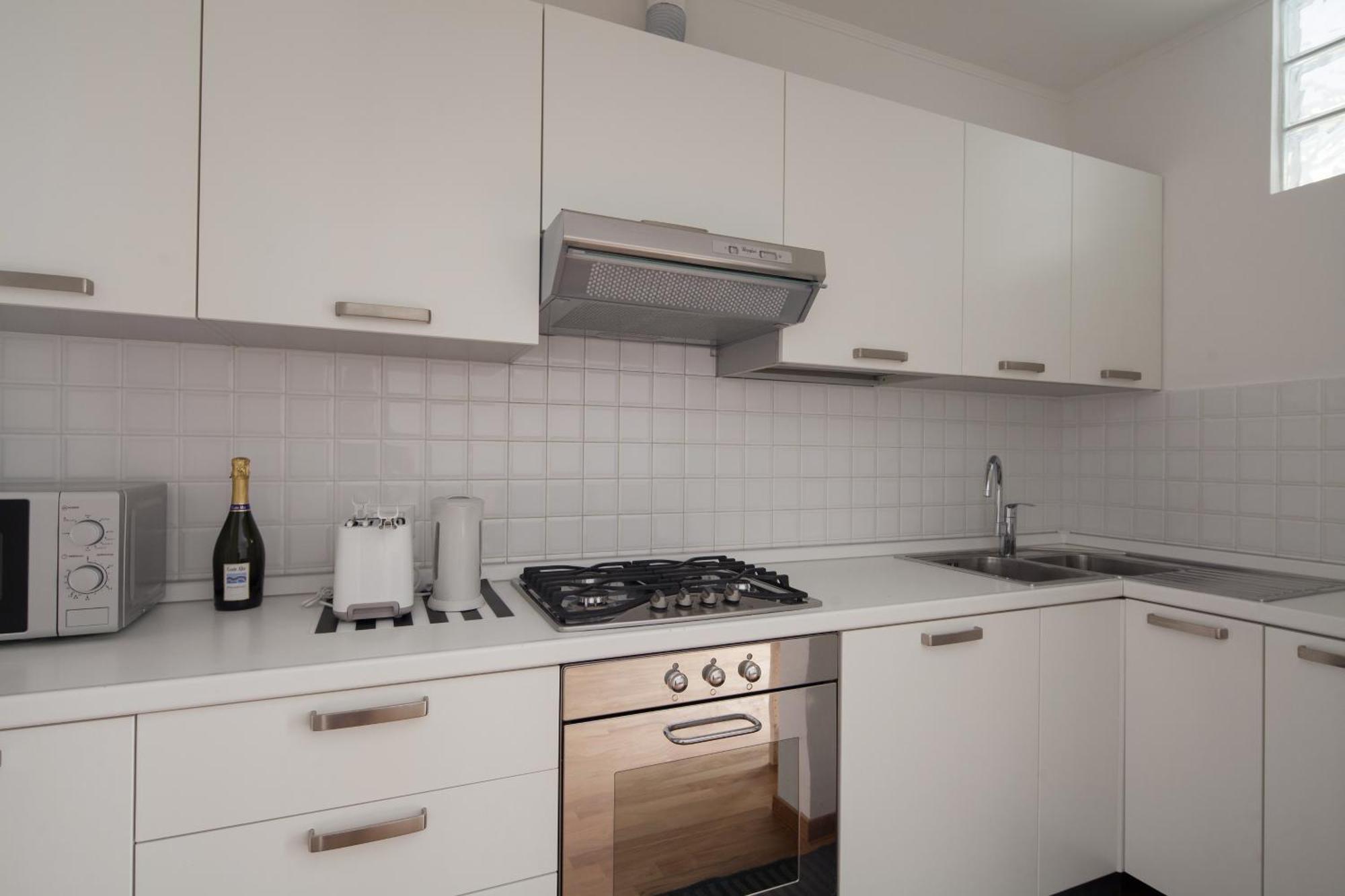 Cv5 - La Spezia City Center - Wide Modern Apartment Walking Distance To The Station To Cinque Terre - Big Terrace On The Roofs Экстерьер фото