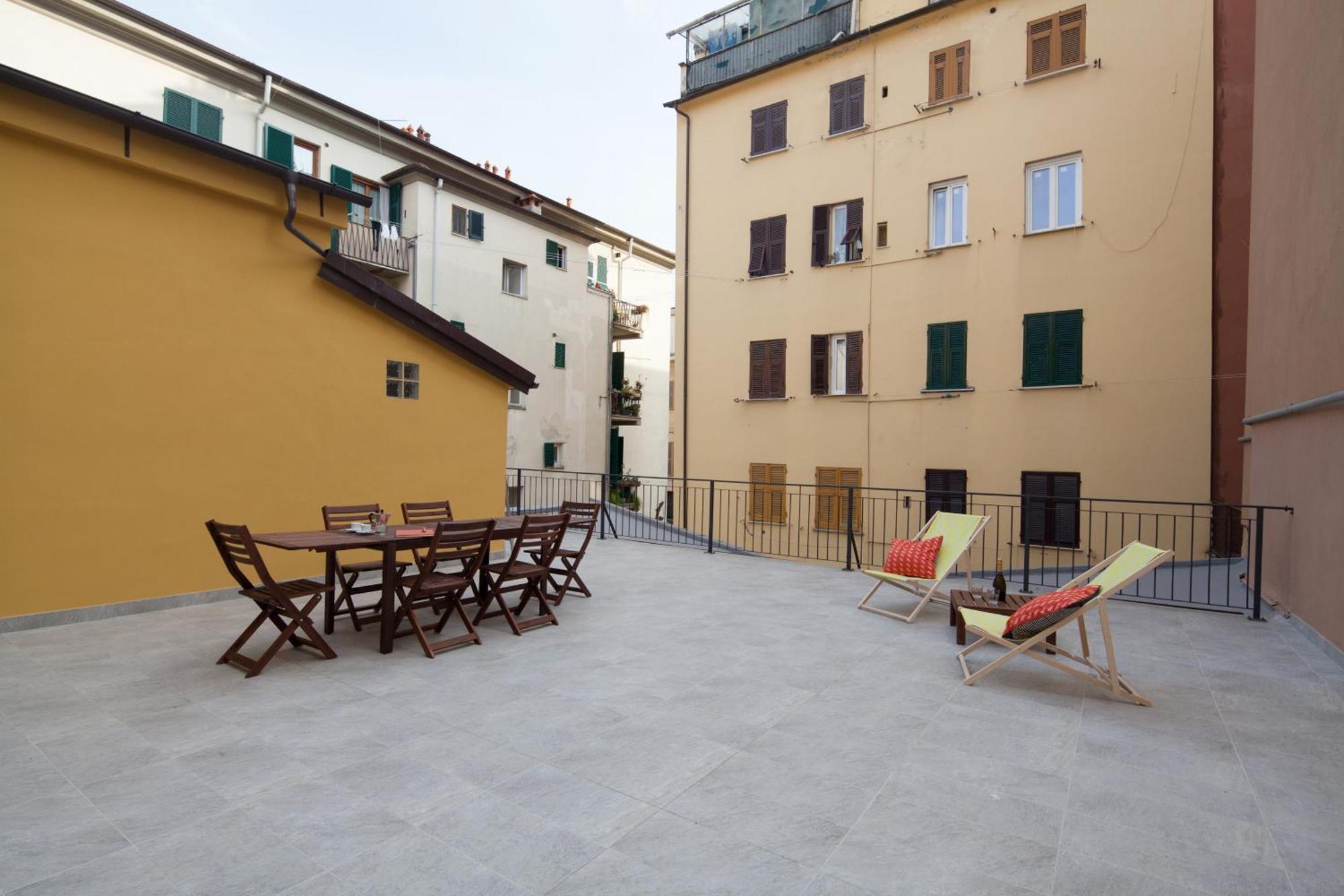 Cv5 - La Spezia City Center - Wide Modern Apartment Walking Distance To The Station To Cinque Terre - Big Terrace On The Roofs Экстерьер фото