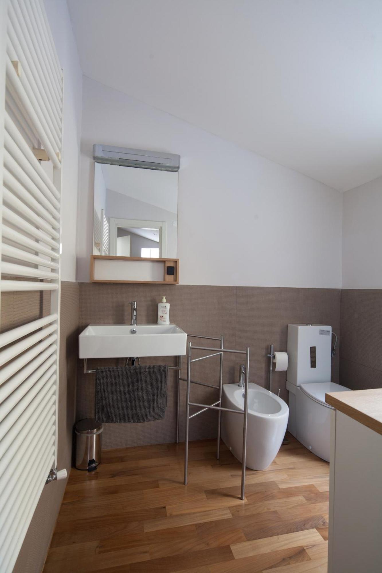 Cv5 - La Spezia City Center - Wide Modern Apartment Walking Distance To The Station To Cinque Terre - Big Terrace On The Roofs Экстерьер фото
